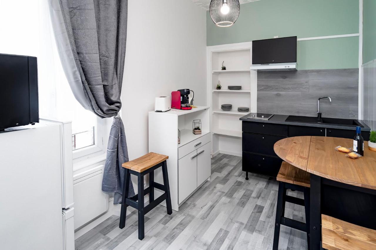 Ld-Location Hotel Montlucon Bagian luar foto