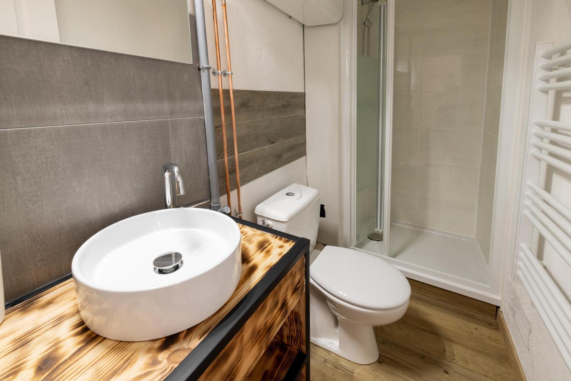 Ld-Location Hotel Montlucon Bagian luar foto